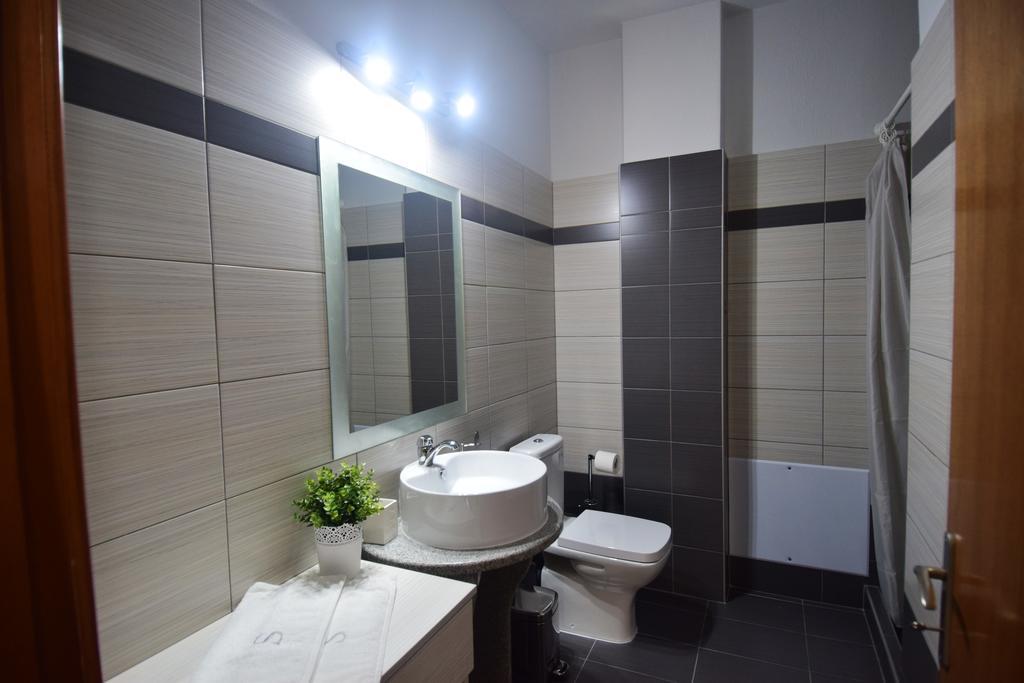 Bourlis Apartments Asprovalta Bagian luar foto