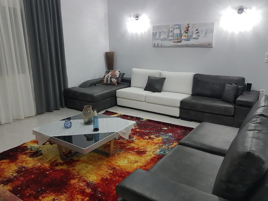Bourlis Apartments Asprovalta Bagian luar foto