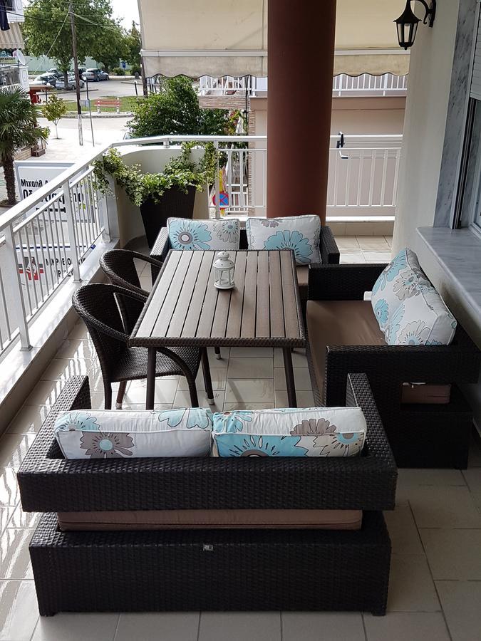 Bourlis Apartments Asprovalta Bagian luar foto