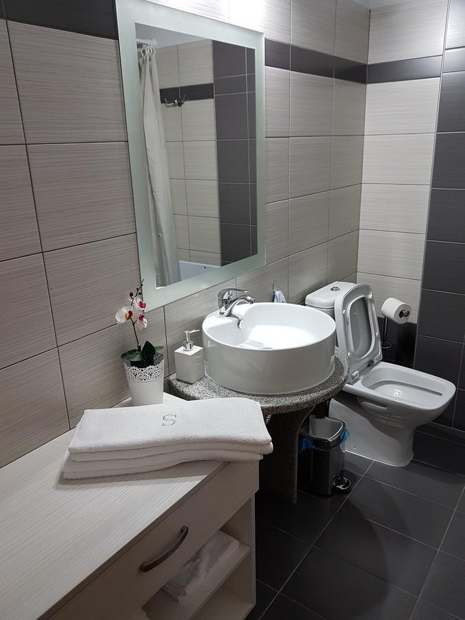 Bourlis Apartments Asprovalta Bagian luar foto